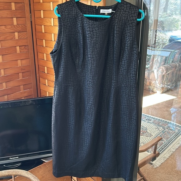 Calvin Klein “Snake”-print little Black Cocktail Dress Sleeveless. Like new,sz16 - Picture 3 of 11